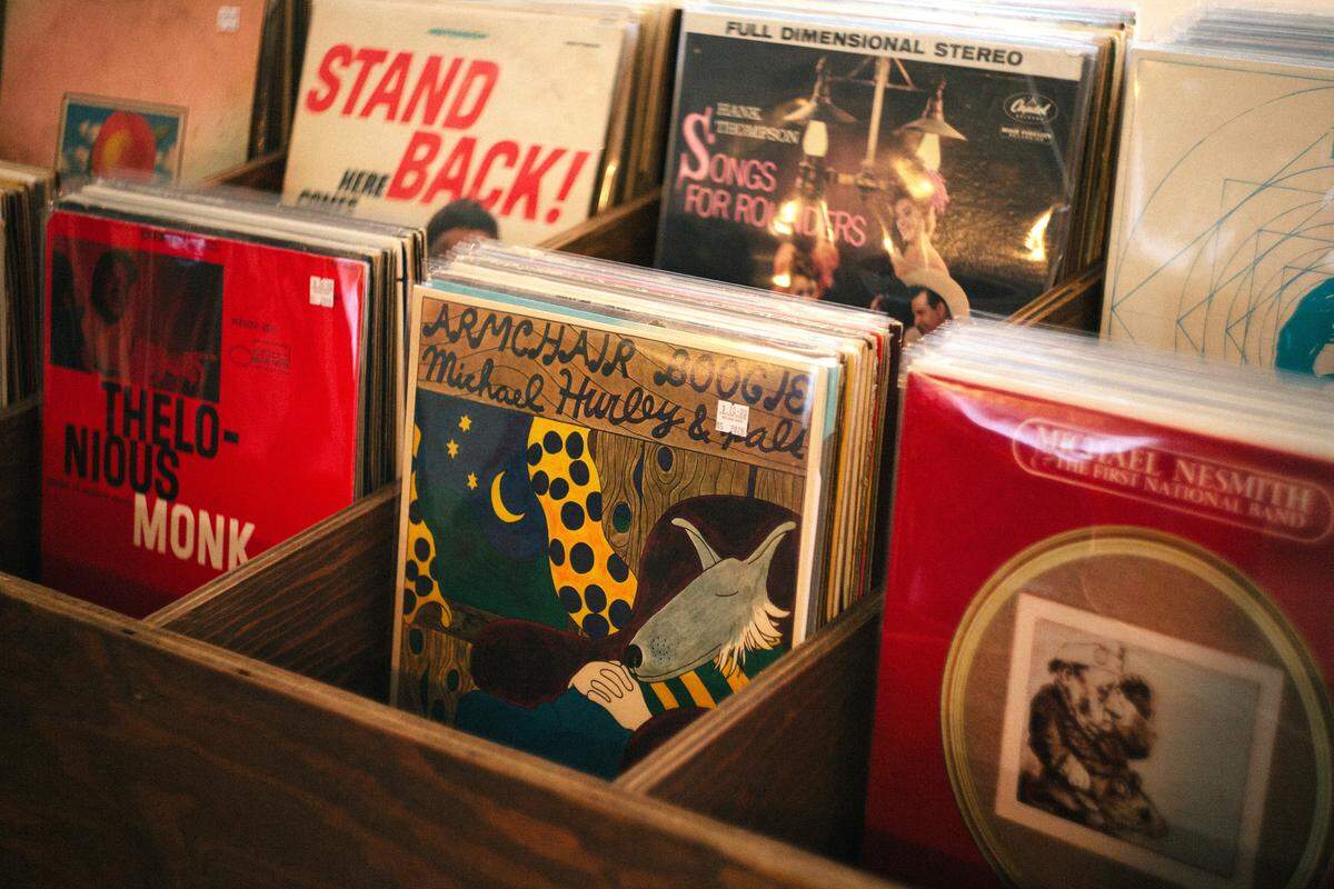 Armchair Boogie Records was inspired by the 1971 Michael Hurley album of the same name.