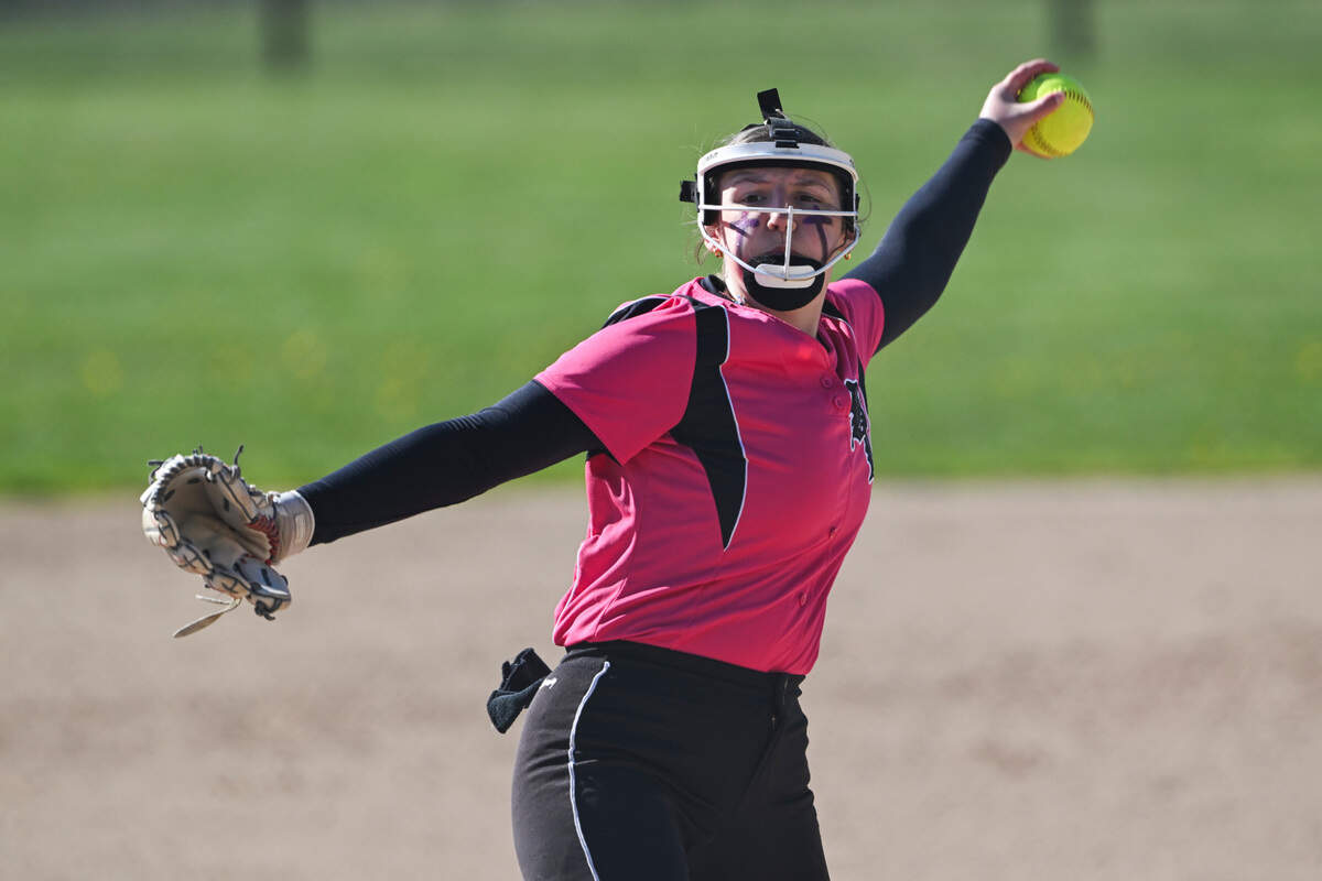 Bonney Lake pitcher Aspyn Evanson pitches against Lincoln the softball game at Bonney Lake High School, on Thursday, April 18, 2024, in Bonney Lake, Wash.
