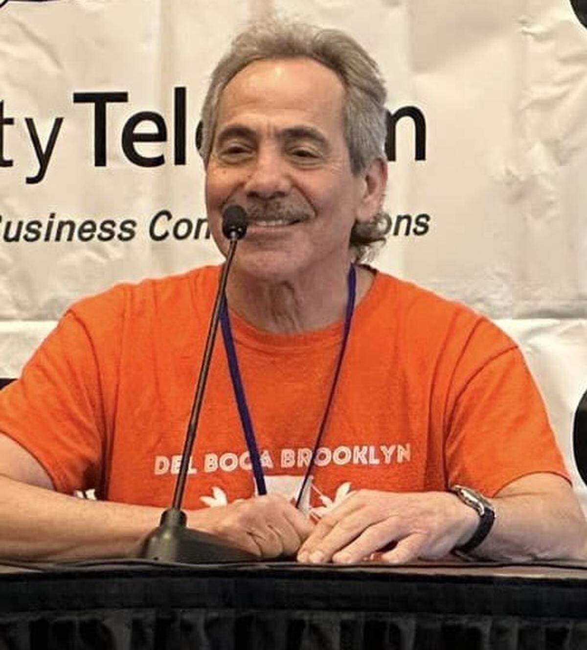 Actor Larry Thomas.