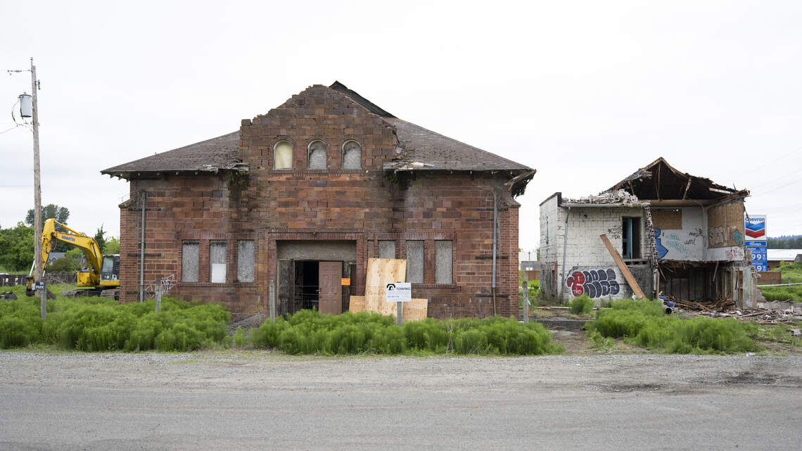 Pierce County historic landmark to be torn down after heated debate