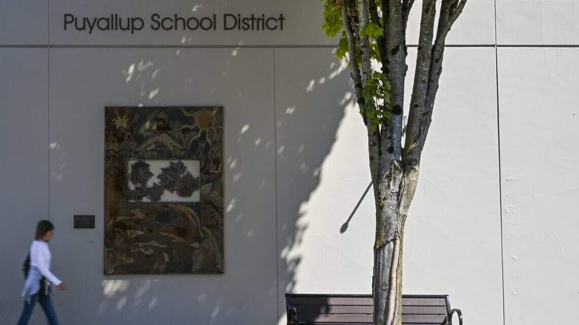 Concerns over class sizes at Puyallup schools prompt board to ask for numbers