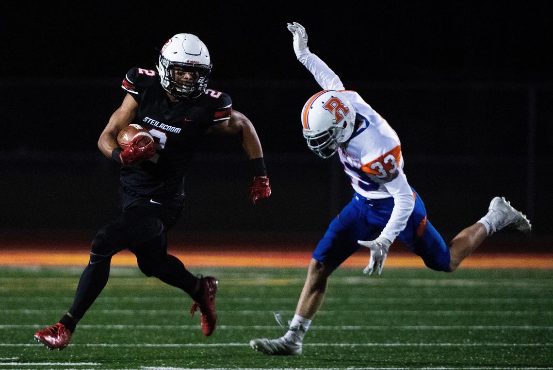 Steilacoom’s Emeka Egbuka returns a punt for a touchdown during the first quarter. Steilacoom played Ridgefield in a football game at Mount Tahoma High School in Tacoma, Wash., on Friday, Nov. 15, 2019.