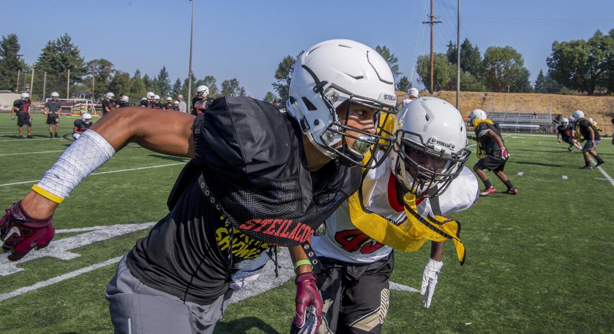 Receiver Emeka Egbuka breaks free for a pass at Steilacoom High School football practice, August 18, 2018.