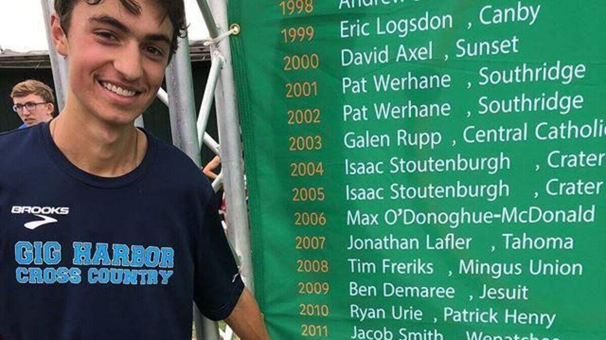 Gig Harbor’s Bradley Peloquin won the 2018 Nike Portland cross country race at the Portland Meadows Race Track, joining his older brother Tristan, who won the race in 2014.
