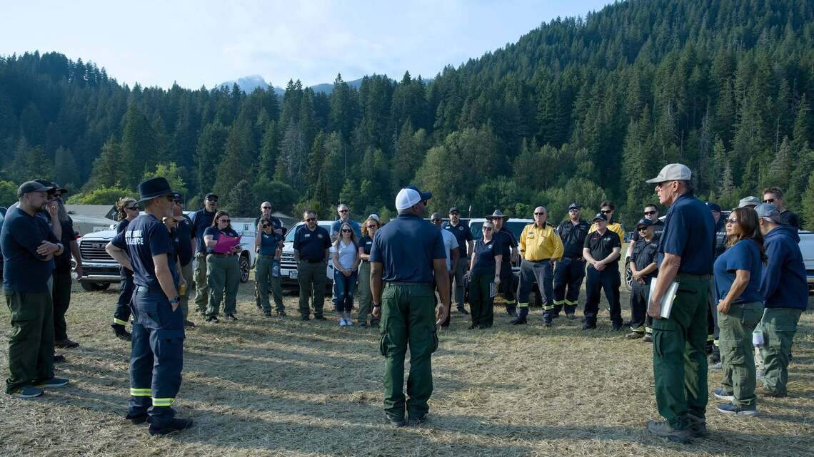 New fires close trails at Mount Rainier, Mount Baker-Snoqualmie National Forest