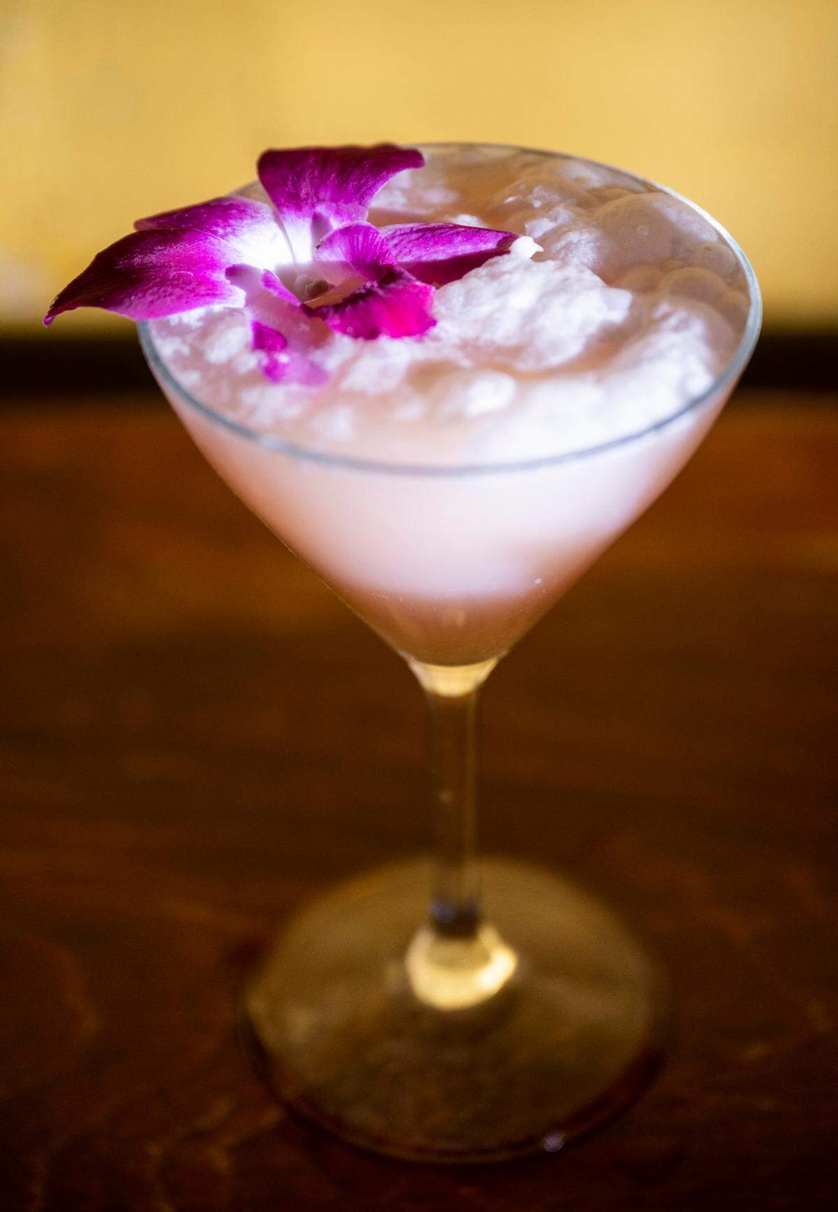 Mikey de Alwis has honed the bar program at his family’s first restaurant in Puyallup.