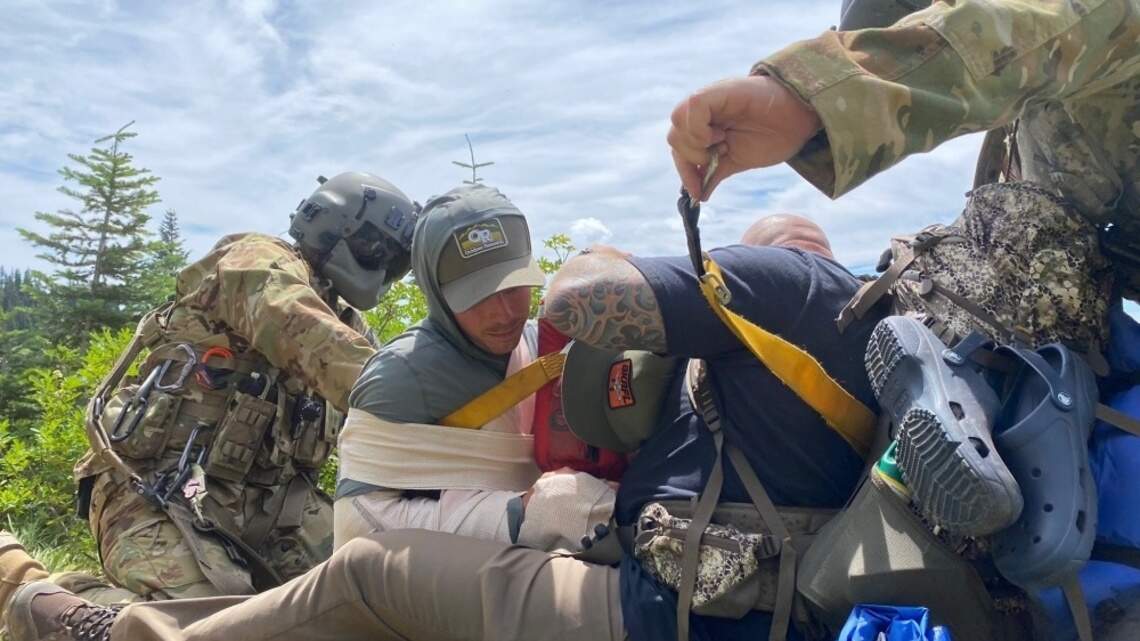 Guardsmen to the rescue after rockslide leaves hunter badly injured near Packwood