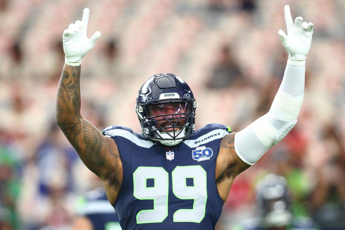 Seattle Seahawks defensive end Leonard Williams (99) reacts during warm-ups before the game against the Arizona Cardinals at State Farm Stadium. Mandatory Credit: Mark J. Rebilas-Imagn Images