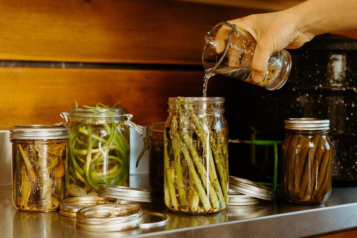 The book offers detailed infusion charts, gardening plots, and preserving tips on top of several dozen recipes for nonalcoholic and alcoholic drinks to make with homegrown or seasonal ingredients.
