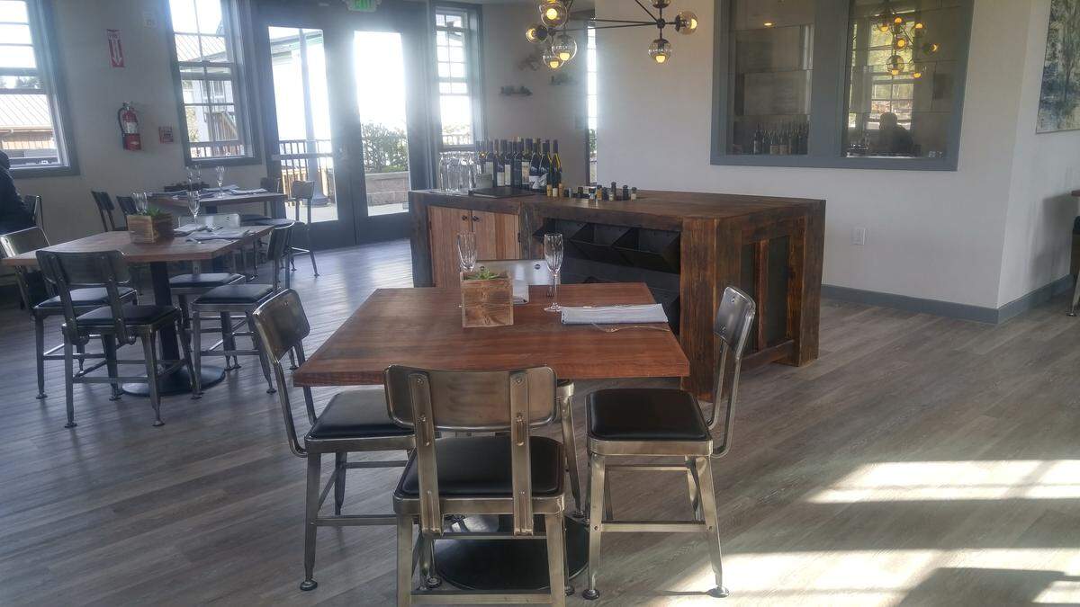 The dining room of Brix 25.