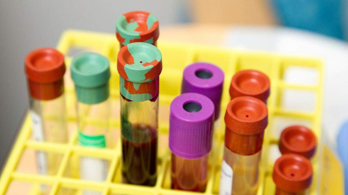 Some bacteria, among the deadliest in the world, seek out blood in the body like microscopic vampires, researchers say.