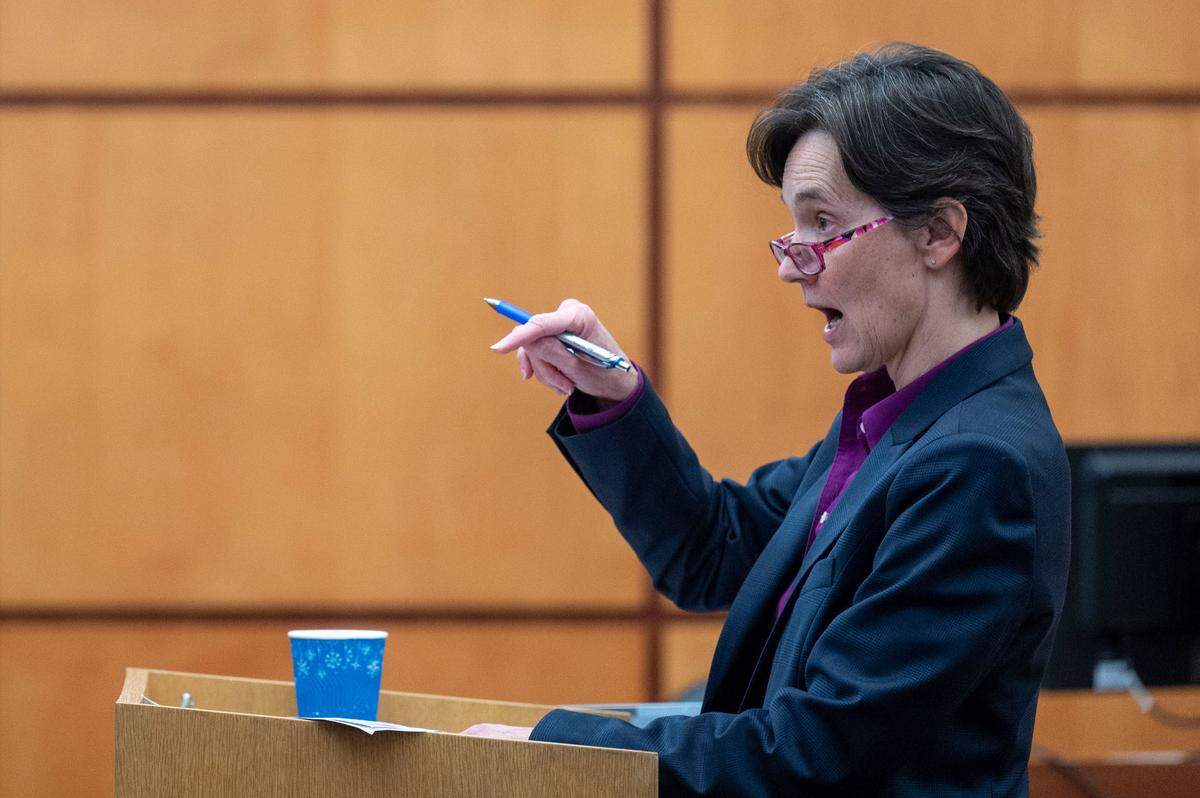 Washington state assistant attorney general Melanie Tratnik addresses the jury in the prosecution’s closing arguments on Tuesday, Dec. 13, 2022, in Pierce County District Court in Tacoma.