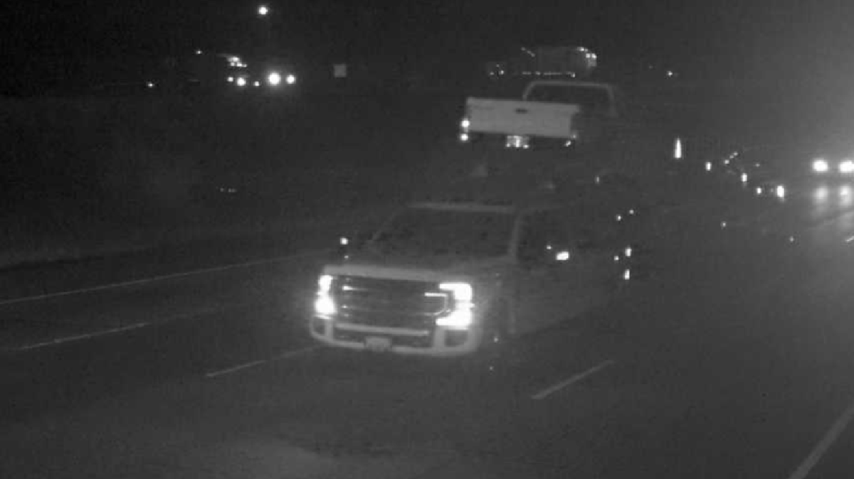 The Washington State Patrol has identified this truck as the vehicle which possibly sent a tire flying into a passenger van on Interstate 5 Thursday morning, killing two occupants. It’s described as a white, newer model Ford heavy duty pickup (F-350 or larger) towing a car hauler trailer. The truck has a color matched front bumper, chrome grille, LED headlights, and has a DOT number posted on the side. Investigators believe it may be a Lariat trim level or higher.
