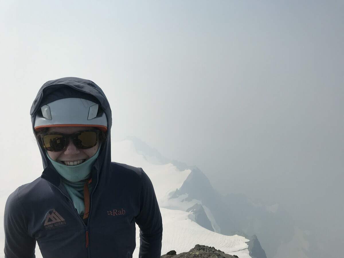 Robin Pendery on the clock for Alpine Ascents.