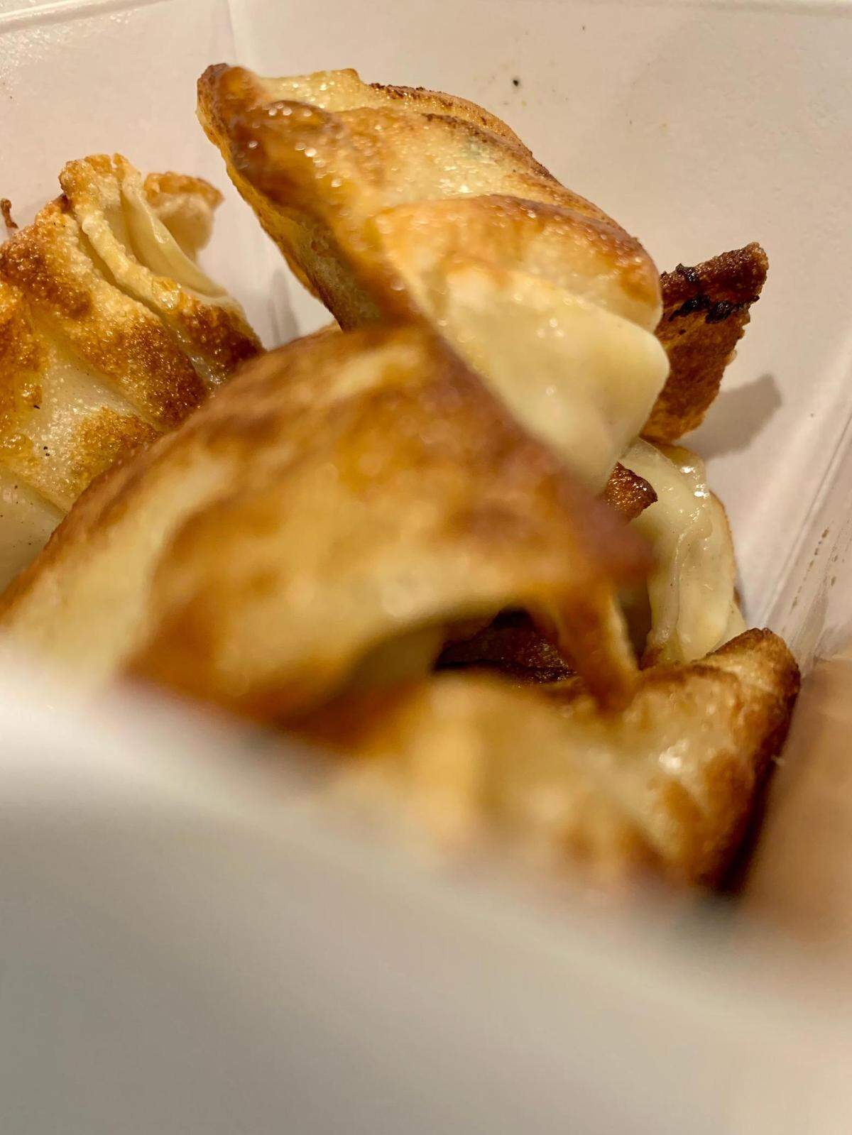 Hong Kong Restaurant in Tacoma’s South End satisfies for Chinese mainstays, but the handmade egg rolls and potstickers stand out.