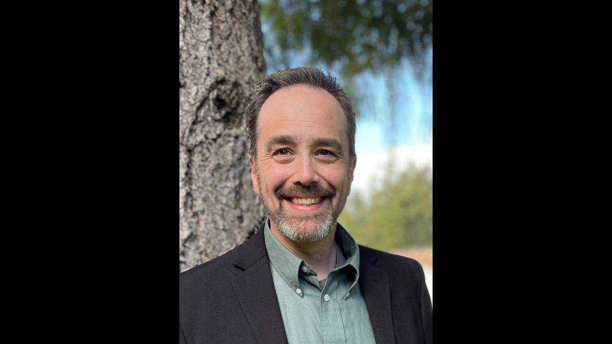 Damon Townsend is running for Pierce County auditor.