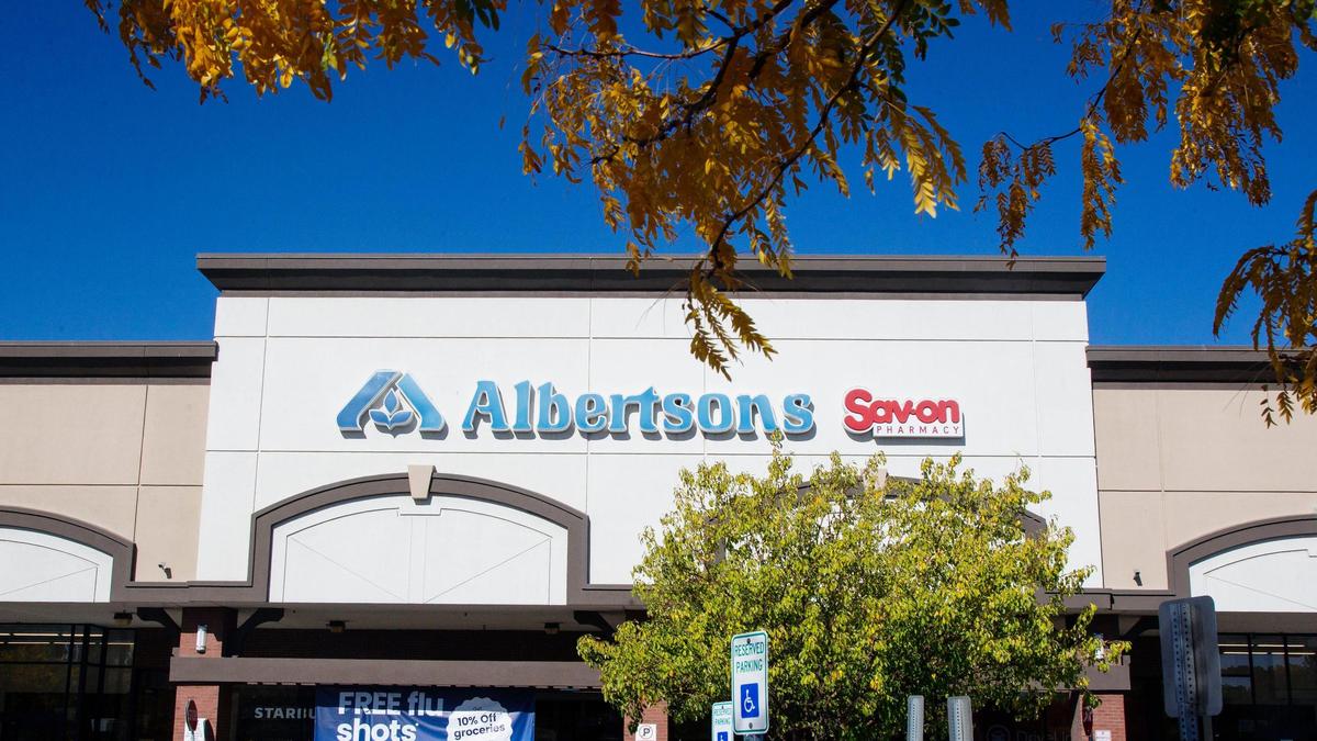 Idaho-based grocery store Albertsons has many Boise locations including this one at 5100 W. Overland Road.