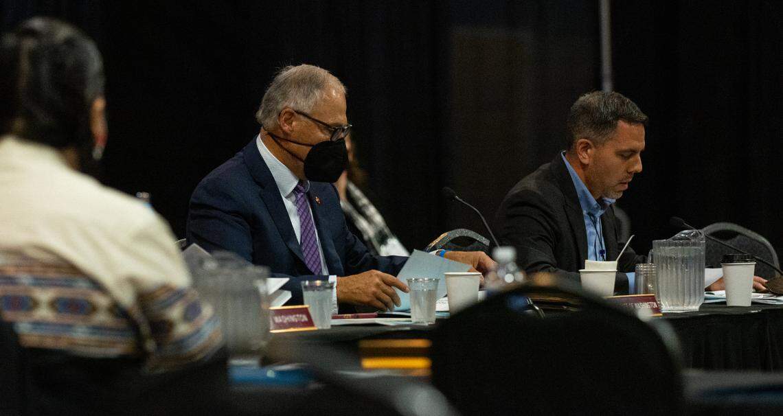 Governor Jay Inslee, left, joins Squaxin Island Chairman Kris Peters in kickstarting the 32nd Annual Centennial Accord Meeting Wednesday, Oct. 27, at the Skookum Creek Event Center in Shelton, Wash. The meeting is an annual gathering of representatives from the state’s 29 Tribal nations and a few leaders of other Pacific North West Tribes to discuss their individual issues, successes and needs and solidify government-to-government relationships between the state and Tribes.