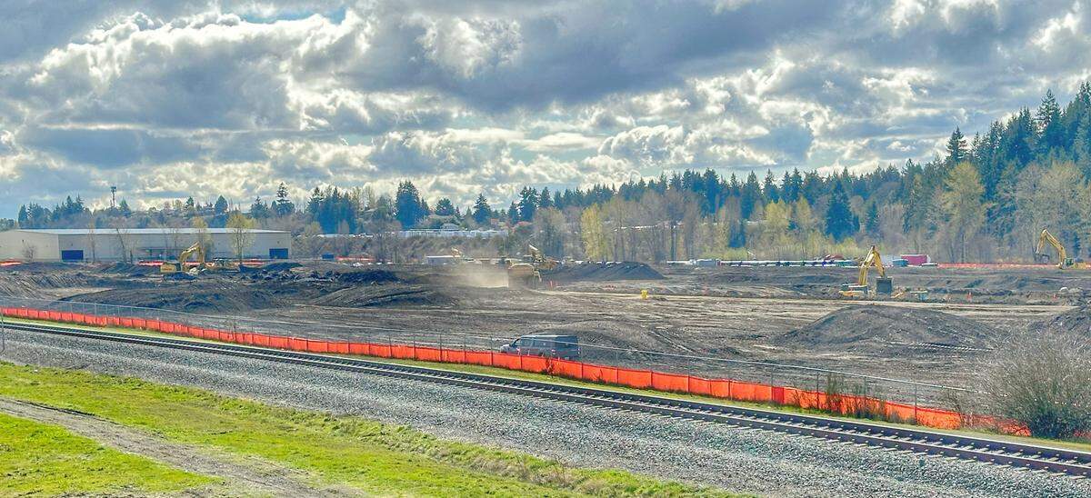 A snapshot of construction at the South Tacoma Bridge Industrial site taken by Tacoma resident Kit Burns at 3 p.m. March 26 shows wind carrying some of the soil at the Superfund site.