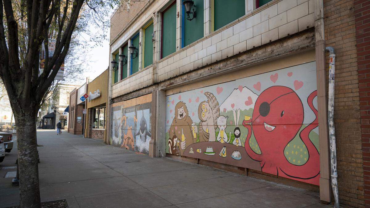 Flatstick Pub, which first committed to downtown Tacoma in 2019, bought the building at 809 Pacific Ave. last year. The Seattle-area chain is known for its mini-golf courses and other games, as well as pizza and exclusively Washington beer lists.