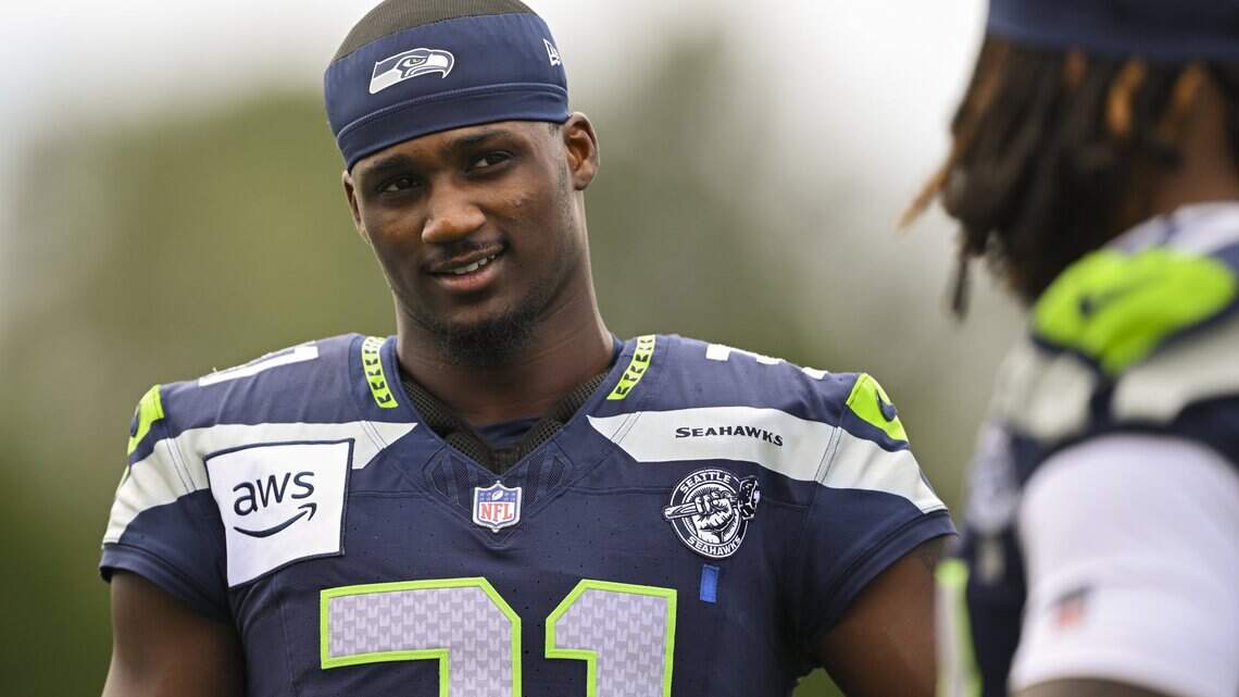 Seahawks set 1st practice squad. It has an ex-All Pro + a lot of familiar faces