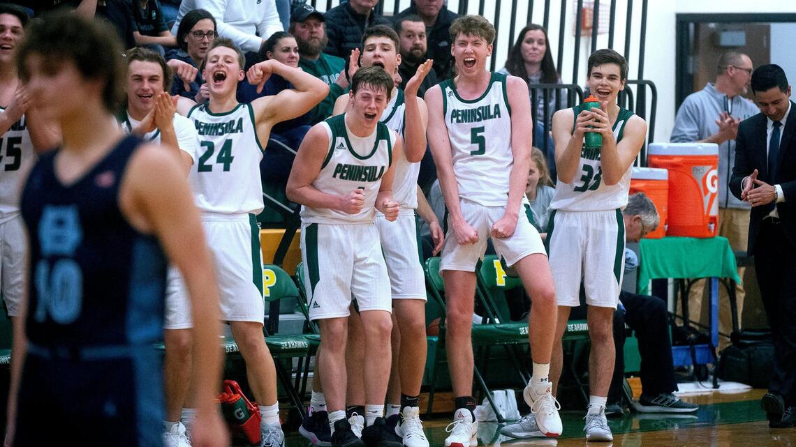 Peninsula boys stifle Gig Harbor, roll to 59-36 3A SSC victory