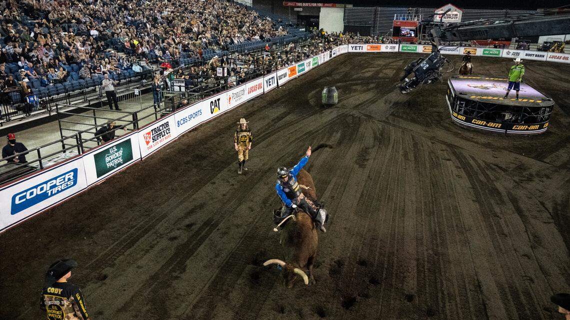 World’s top pro bull riders back in Tri-Cities. Some seats already sold out
