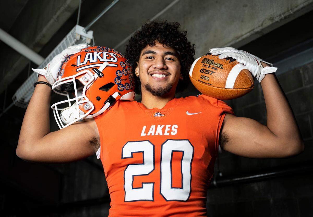 Lakes senior Leo Pulalasi poses for a portrait after being selected as an all-purpose player for The News Tribune’s 2022 All-Area football team, at Mount Tahoma High School in Tacoma, Wash. on Dec. 4, 2022.