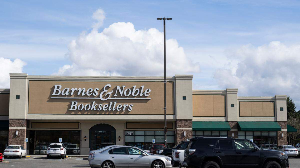 The Barnes & Noble at Lakewood Towne Center might be moving to the former Dressbarn site at the shopping center, according to permit records.