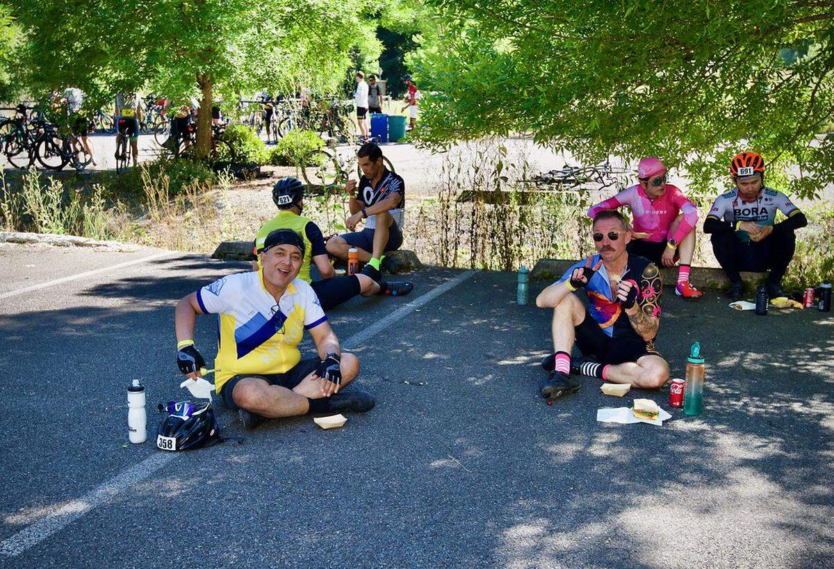 Snack time during the 2024 RAMROD.