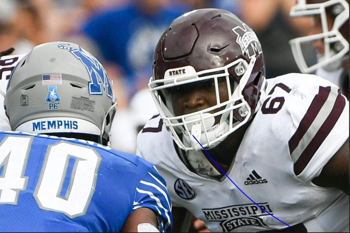 Mississippi State offensive tackle Charles Cross is considered by many to be the best pass-protecting offensive lineman in the 2022 NFL draft.