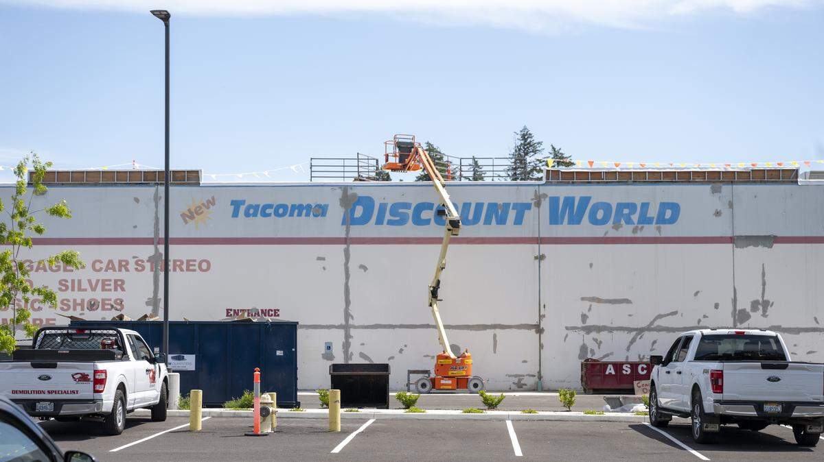 The former Tacoma Discount World is pictured on Thursday, May 21, 2026, in Tacoma, Wash.