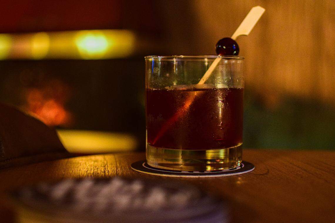 Holy Moly Bar, a new cocktail bar with a vintage ’70s vibe serving light bites, opened at 3013 6th Ave. in Tacoma this fall.