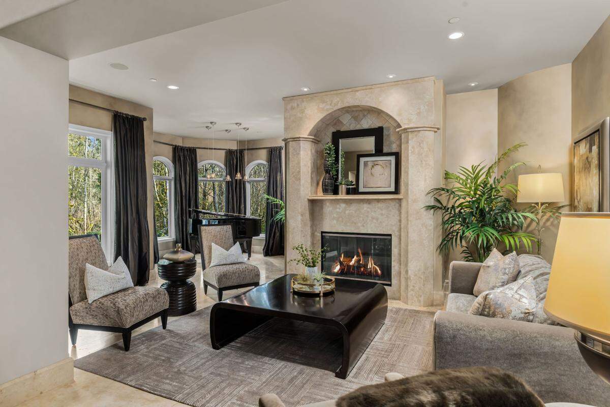Football icon Lawyer Milloy’s sophisticated home in Washington is for sale for $7.8 million.