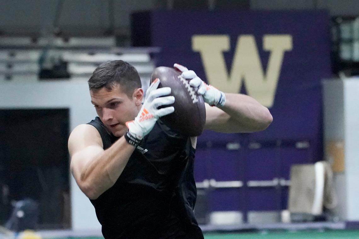 Idaho State wide receiver Tanner Conner makes a catch during a drill at Washington’s NFL football Pro Day, Tuesday, March 29, 2022, in Seattle. (AP Photo/Ted S. Warren)
