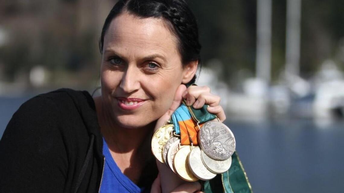 Olympic swimmer Amanda Beard speaks at Do Something Healthy