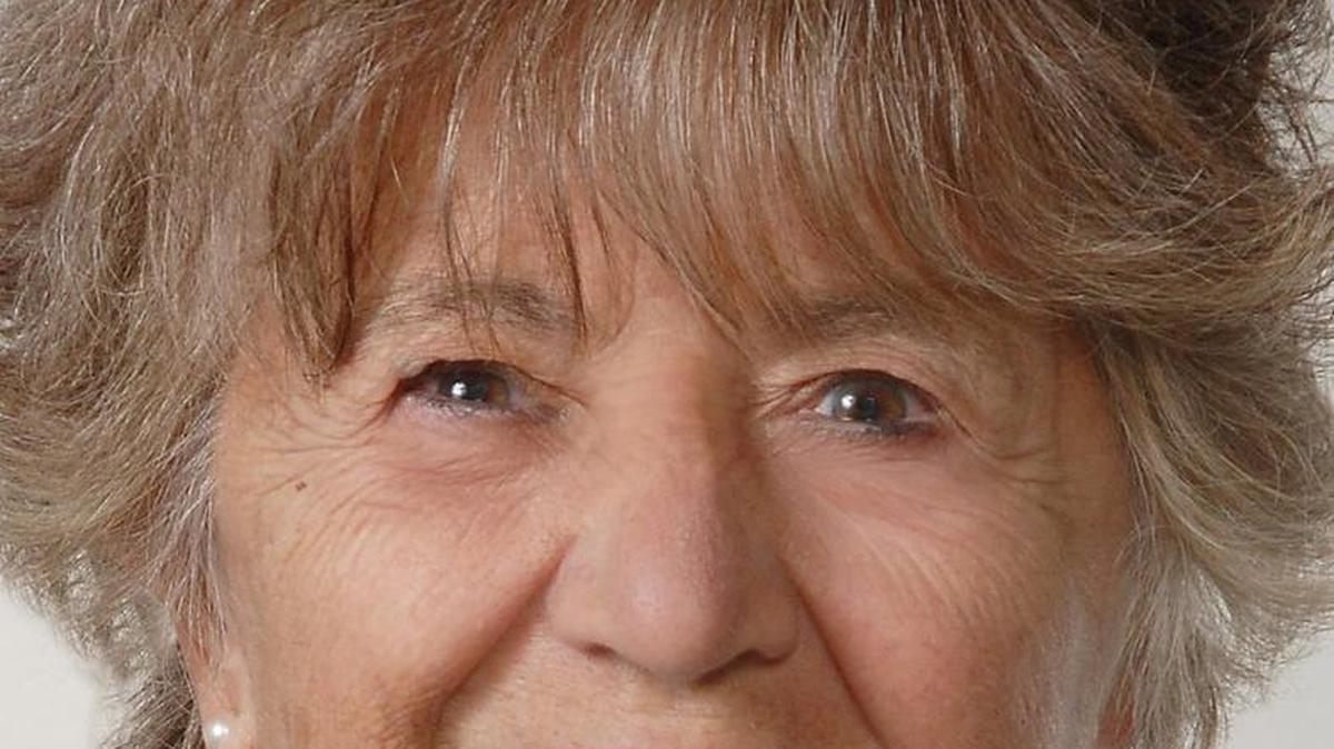 Connie Bacon