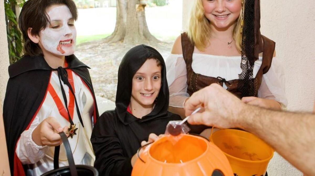 Watching what trick or treaters pick out of a bowl of mixed candy can tell you a lot about brand popularity.