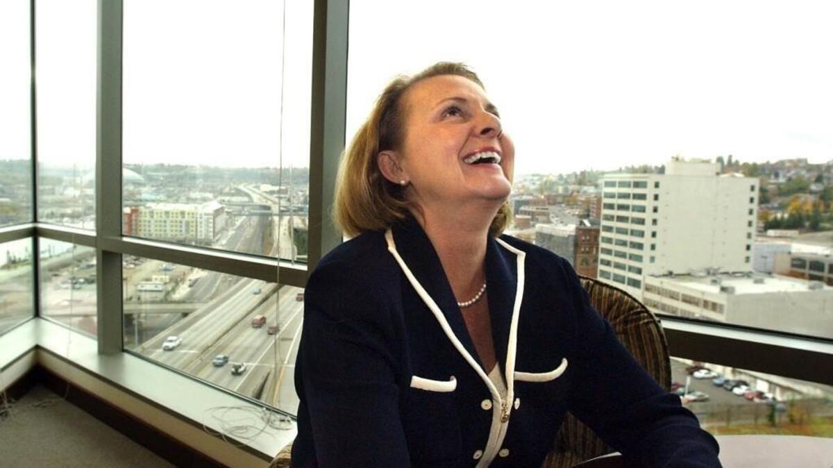 Melanie Dressel of Columbia Bank in 2002.