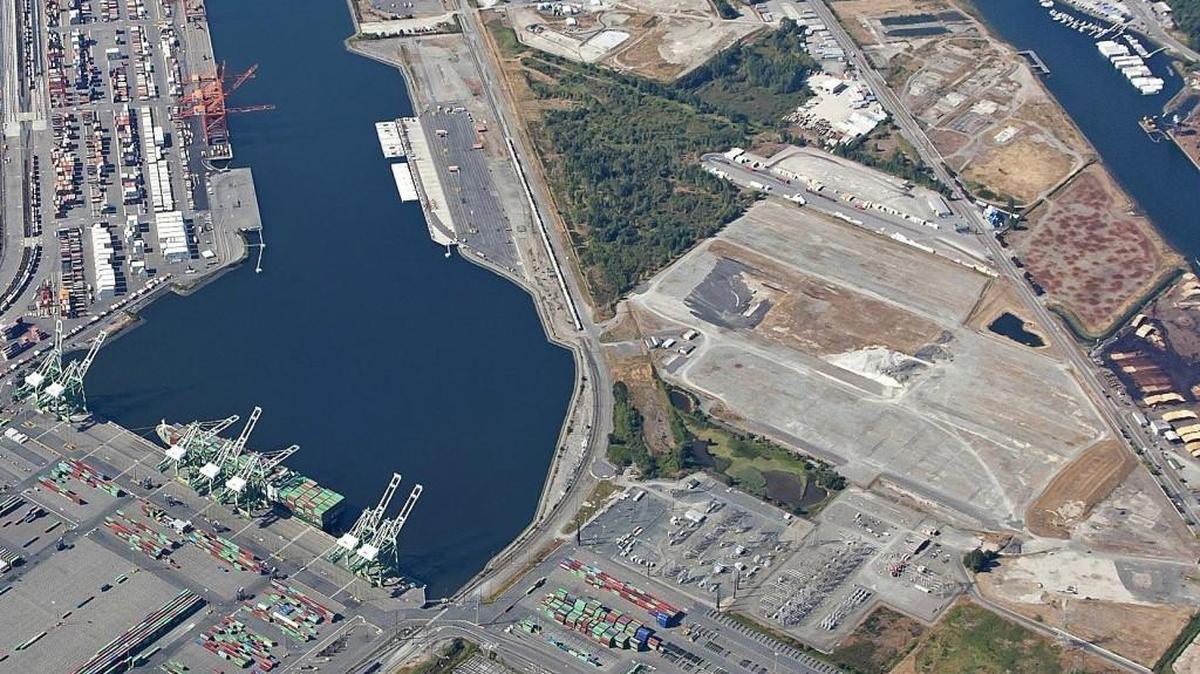 If the proposal to build the world’s largest methanol plant on the Tacoma Tideflats goes forward, the Tacoma-Pierce County Board of Health wants city planners to consider a rigorous study of health effects.