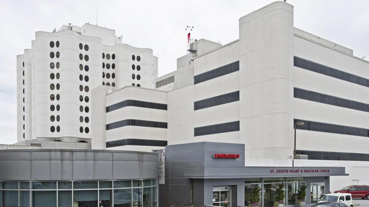 Tacoma’s St. Joseph Medical Center will create a “block break relief” system, which ensures nurses have uninterrupted breaks, and add 26 nurses to care for patients while other nurses take their breaks, according to a recent settlement.