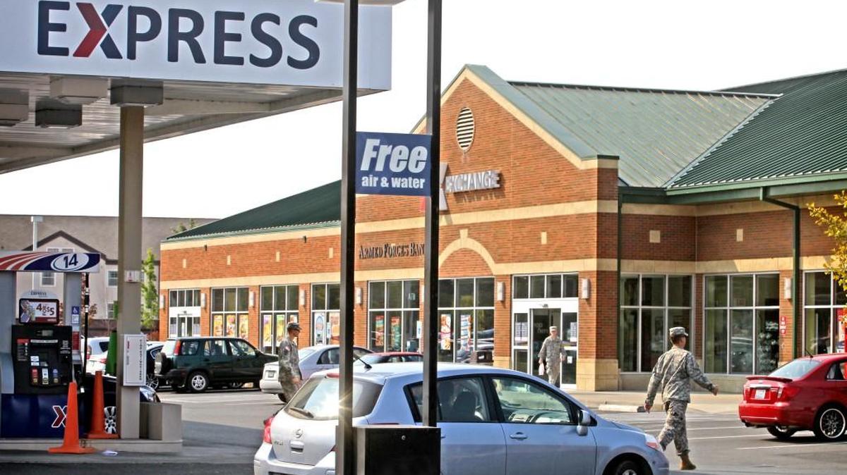 The Exchange at North Ft. Lewis abuzz with soldiers. The military is testing online Exchange shopping for veterans.