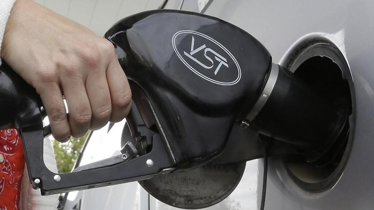 Average retail gasoline prices in the Tacoma area have risen 2.3 cents per gallon in the past week, averaging $2.33 per gallon on Sunday.