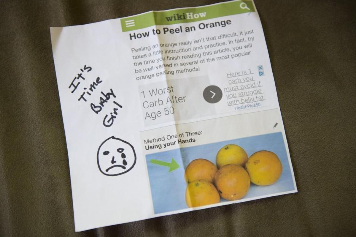 Every day Tom Sullivan would pack peeled oranges with his daughter's school lunches. On her last day of high school, his daughter Meg opened her lunch to find unpeeled oranges and a note with instructions on how to peel her own oranges. Meg tweeted out the note, which quickly went viral.