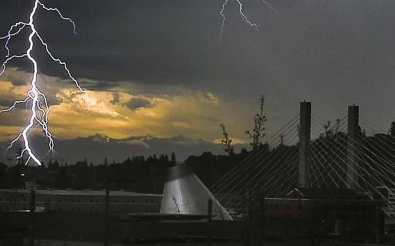 A thunderstorm could hit Tacoma before 11 p.m. today. Here’s the window