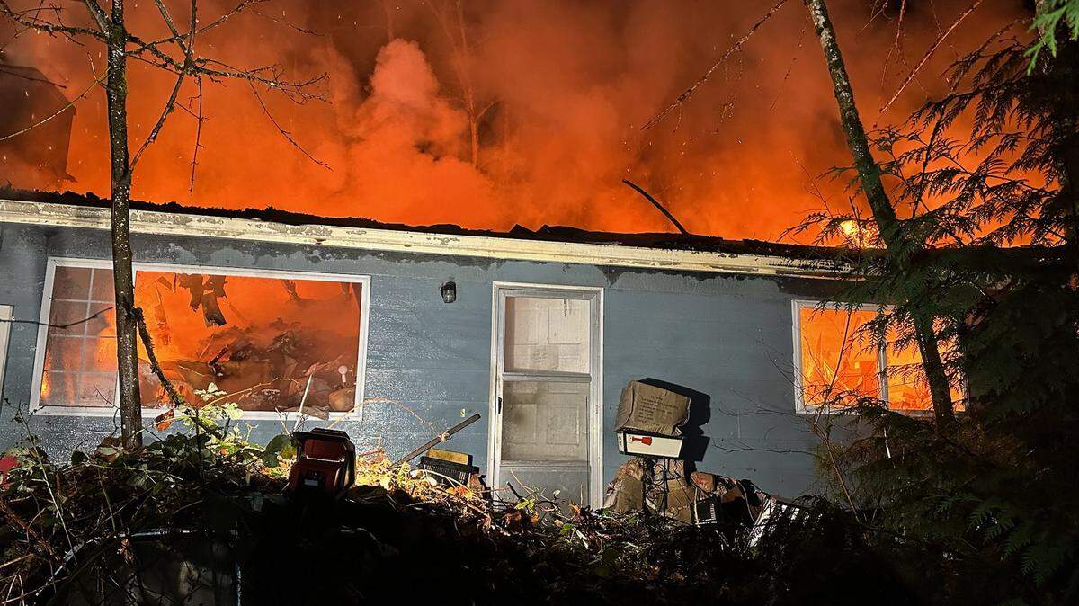 Fire crews responded early Sunday to a house fire in Graham.