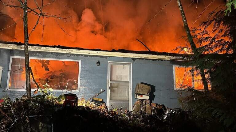 Christmas Eve house fire in Graham: Firefighters respond | Tacoma News ...