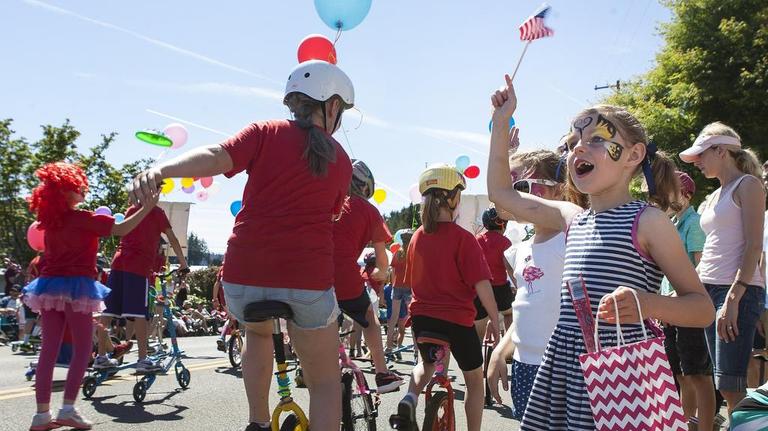 Waterfront festival brings thousands to Pierce County. Plan for traffic