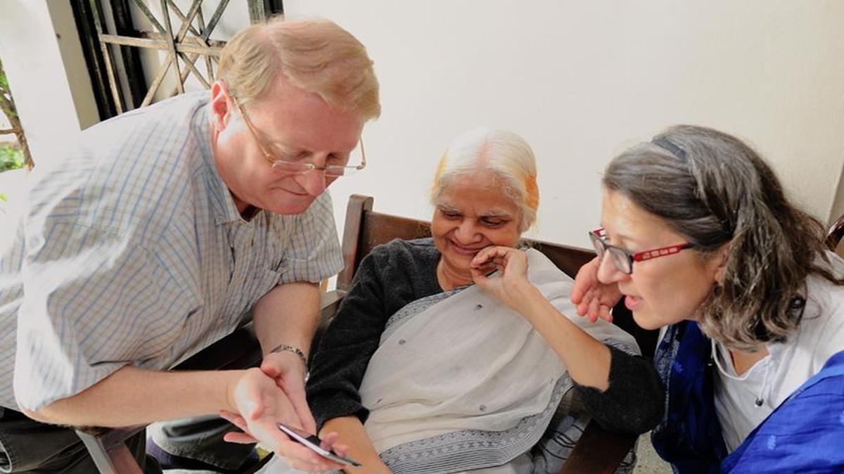 Filmmakers Cathy Stevulak and Leonard Hill meet with Surayia Rahman in 2010. Rahman is the artist who is the subject of the couple’s documentary, “Threads,” which is about to start the process of being dubbed into the Bangla language.