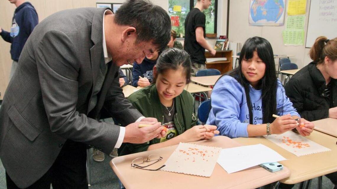 Peninsula School District students try their hand at fruit pit carving